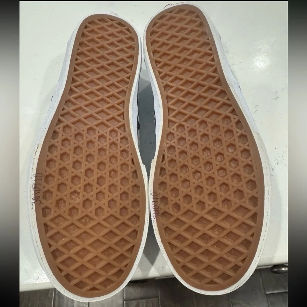 NWOT- Vans Women's Asher Sneaker, Snake pattern-Size 7 - Picture 5 of 5